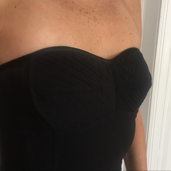 SOLD!Express stretch strapless black cocktail dress - Picture 5 of 7